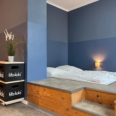 Blue Doors Hostel Ktv Rostock Exteriör bild