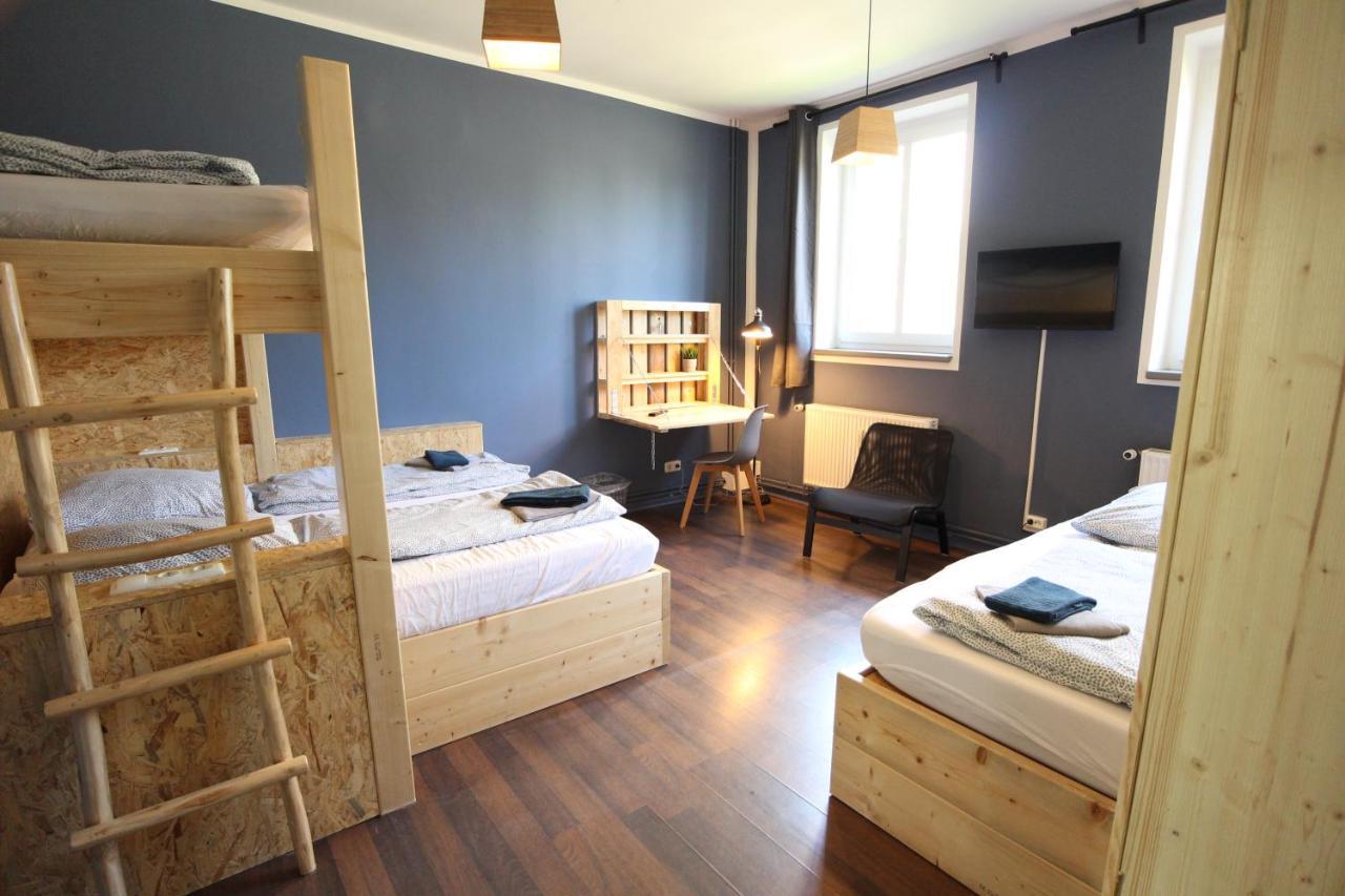 Blue Doors Hostel Ktv Rostock Exteriör bild